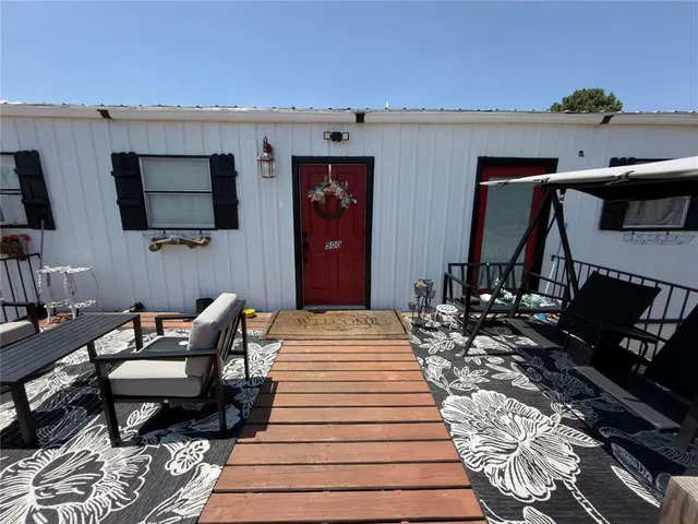Photo 2 — 100 parkview Court, McLoud, OK 74851