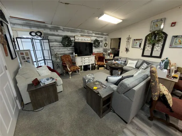 Photo 6 — 100 parkview Court, McLoud, OK 74851