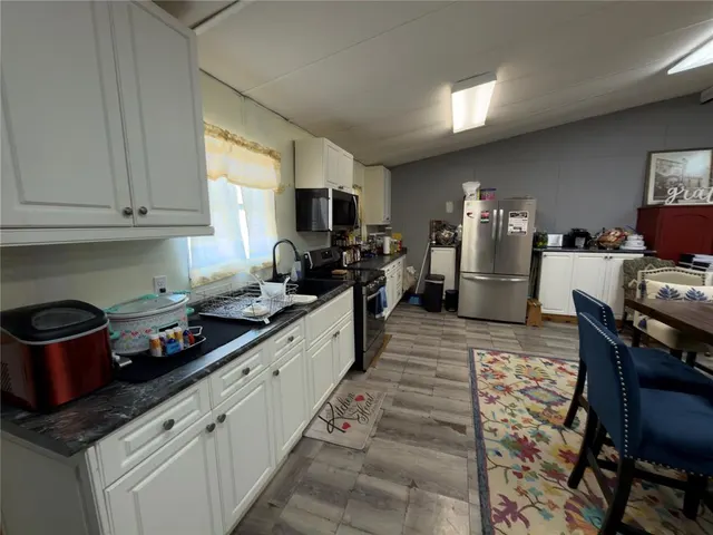 Photo 8 — 100 parkview Court, McLoud, OK 74851
