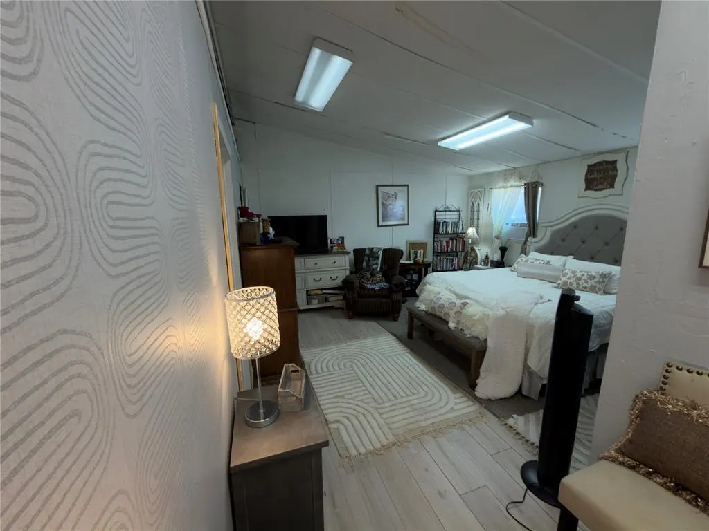 Photo 12 — 100 parkview Court, McLoud, OK 74851