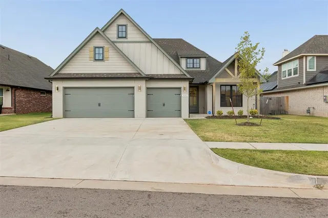 Front exterior — 2333 Ridge Pine Road, Edmond, OK 73034