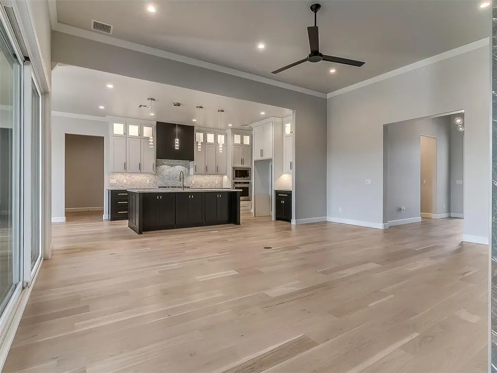 Photo 7 — 3009 Wood Thrush Way, Edmond, OK 73012