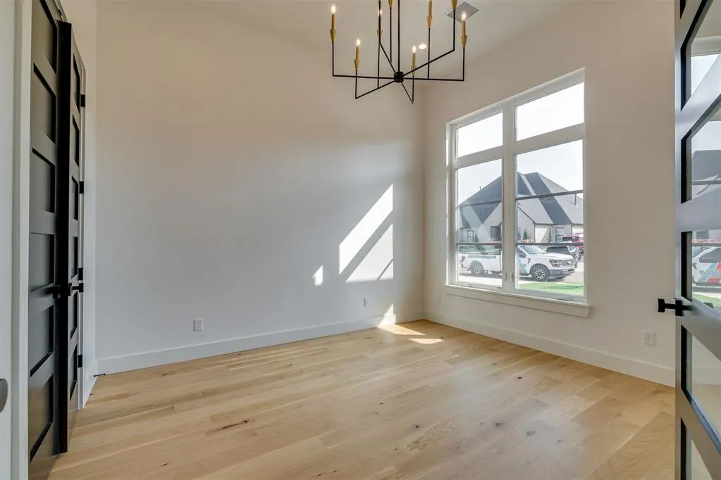 Photo 5 — 3009 Wood Thrush Way, Edmond, OK 73012