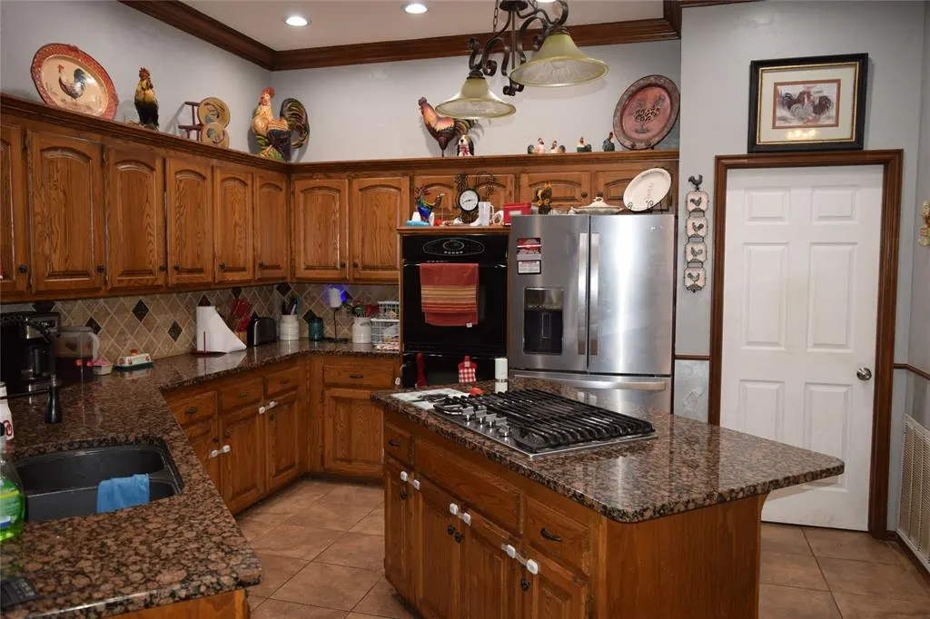 Photo 5 — 108 Remington Avenue, Midwest City, OK 73130