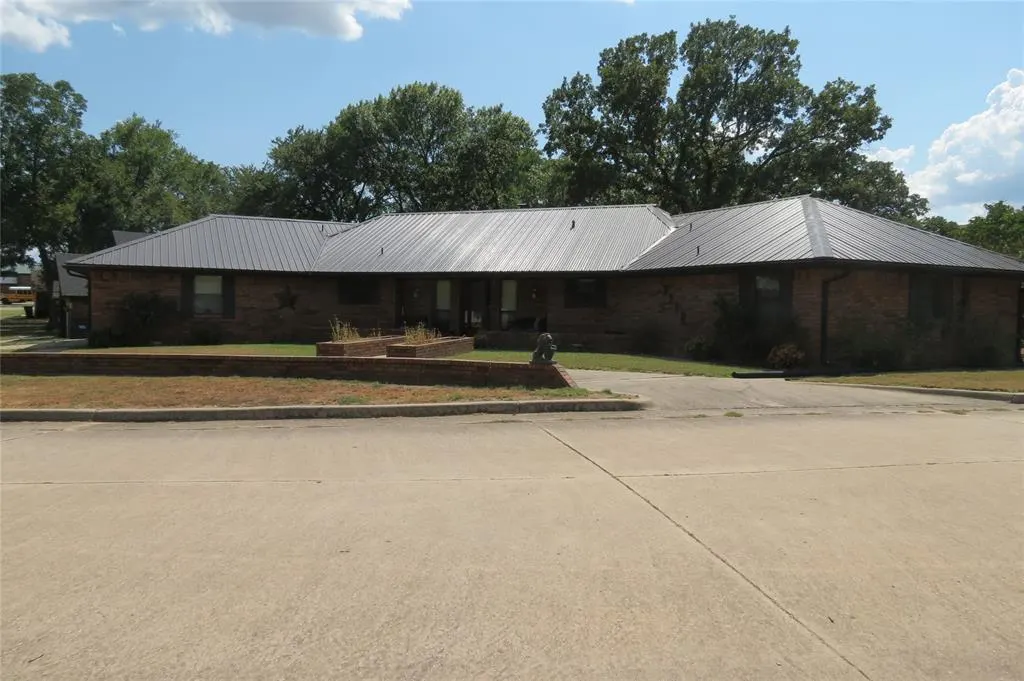Front exterior — 2219 Northwood Drive, Seminole, OK 74868