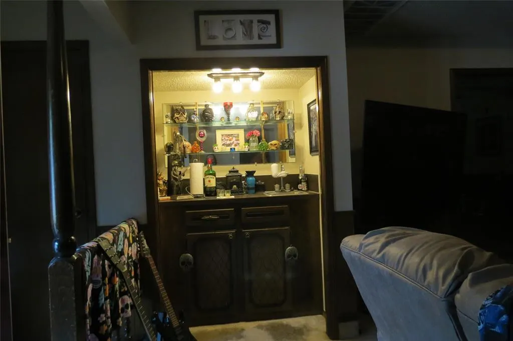 Photo 4 — 2219 Northwood Drive, Seminole, OK 74868
