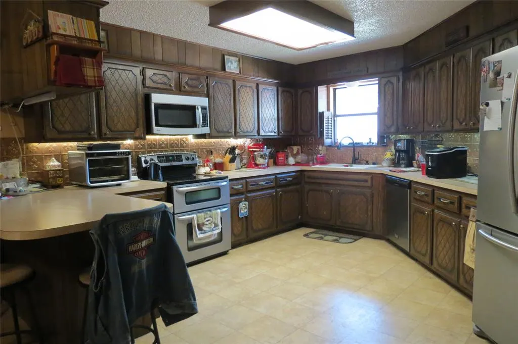 Photo 6 — 2219 Northwood Drive, Seminole, OK 74868