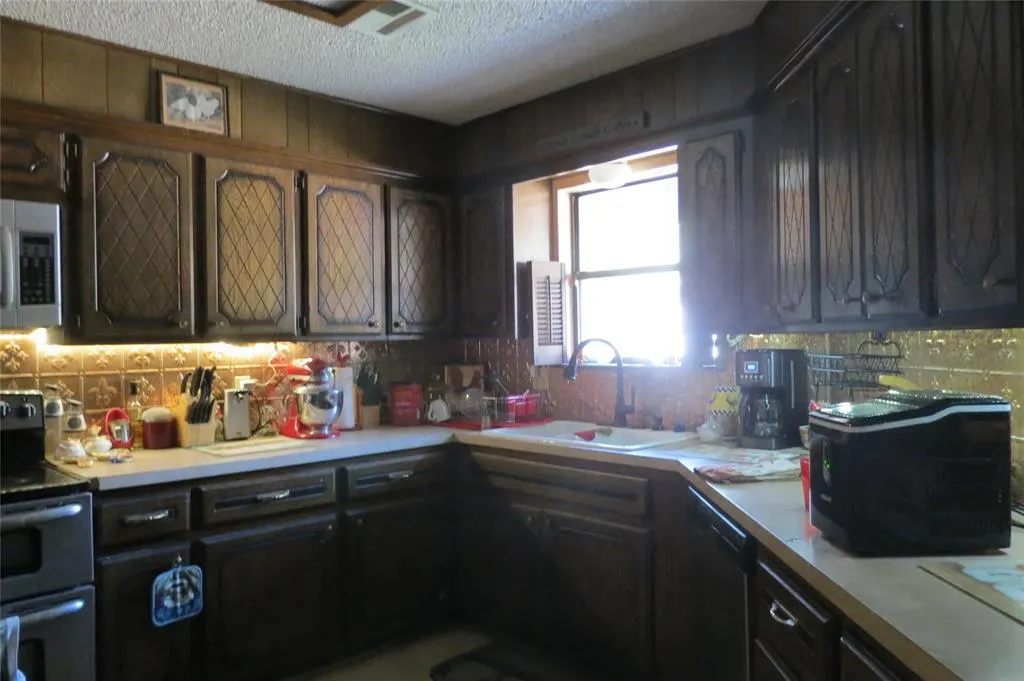 Photo 14 — 2219 Northwood Drive, Seminole, OK 74868