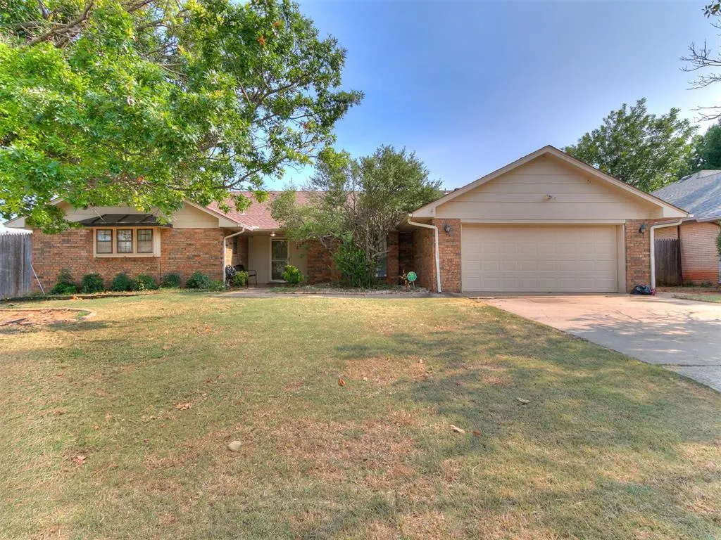 Front exterior — 2200 NW 118th Street, Oklahoma City, OK 73120