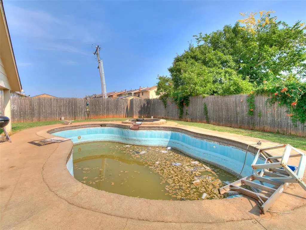 Photo 21 — 2200 NW 118th Street, Oklahoma City, OK 73120