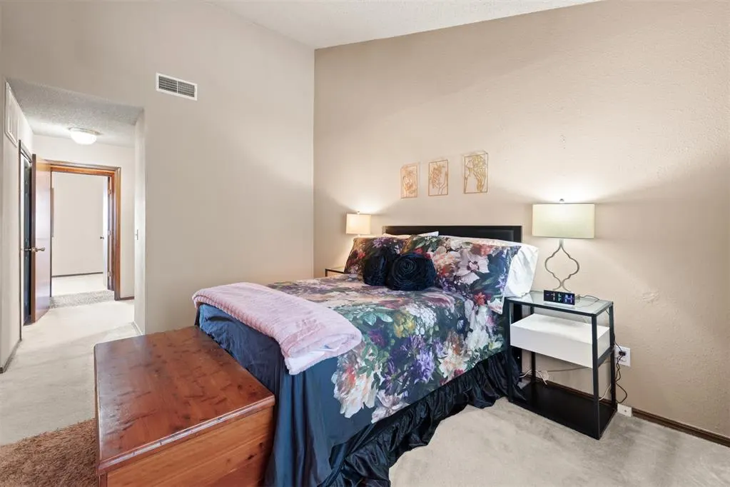 Photo 12 — 10033 Hefner Village Terrace, Oklahoma City, OK 73162
