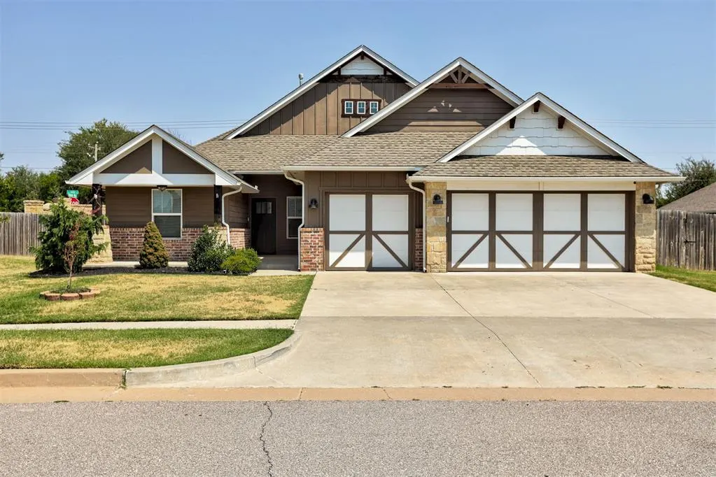 Front exterior — 12013 SW 45th Terrace, Mustang, OK 73064