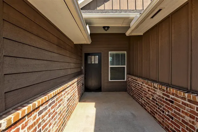 Photo 3 — 12013 SW 45th Terrace, Mustang, OK 73064