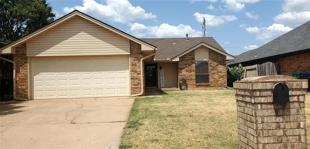Photo 2 — 8529 SW 36th Street, Oklahoma City, OK 73179