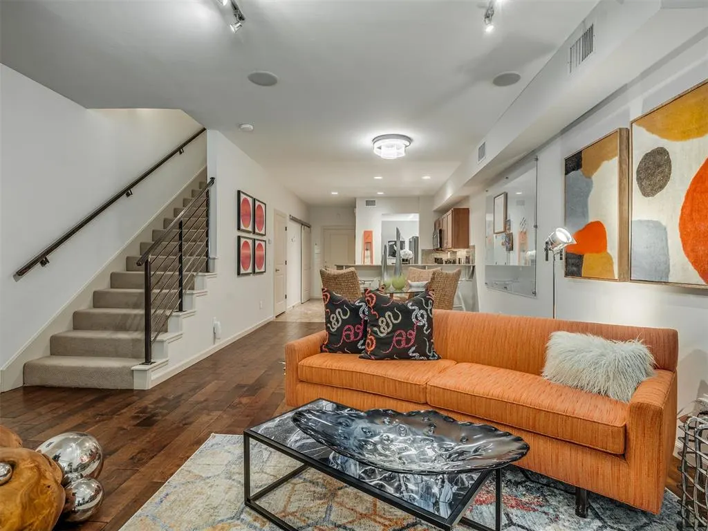 Photo 8 — 2224 Kavanaugh Boulevard, Oklahoma City, OK 73120