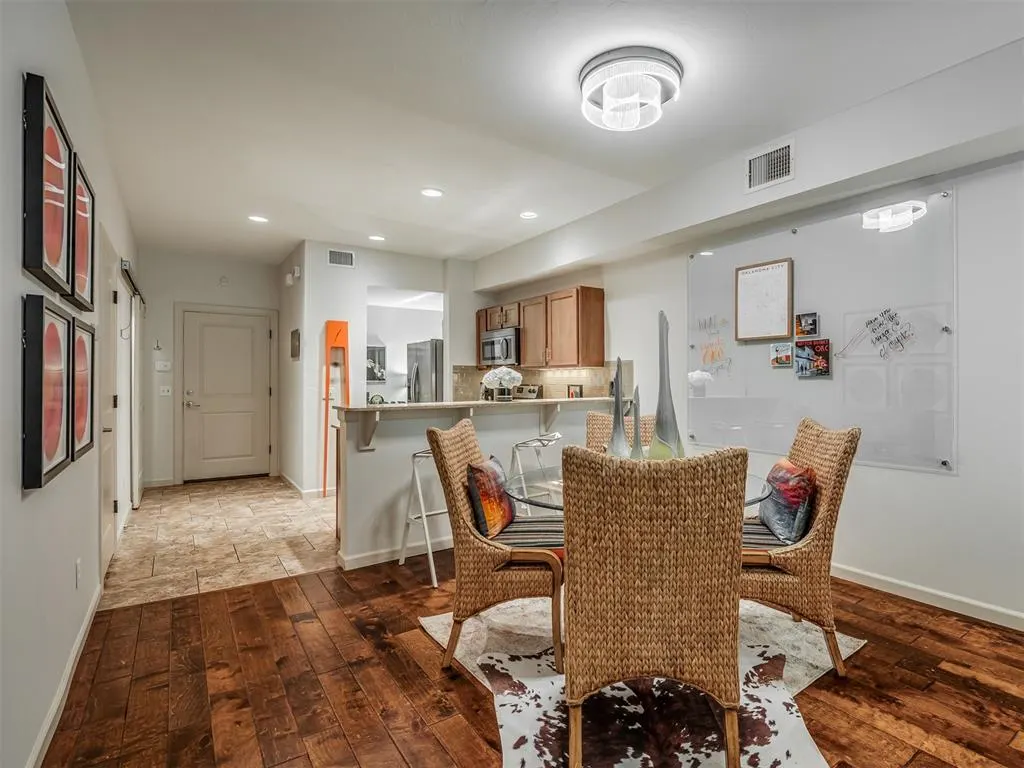 Photo 11 — 2224 Kavanaugh Boulevard, Oklahoma City, OK 73120