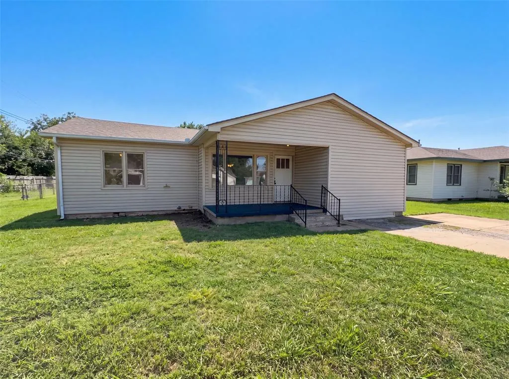Front exterior — 2606 NW 17th Street, Lawton, OK 73507