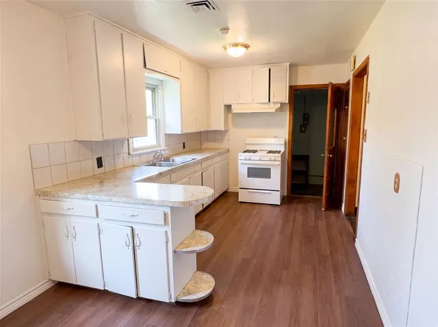 Photo 5 — 2606 NW 17th Street, Lawton, OK 73507