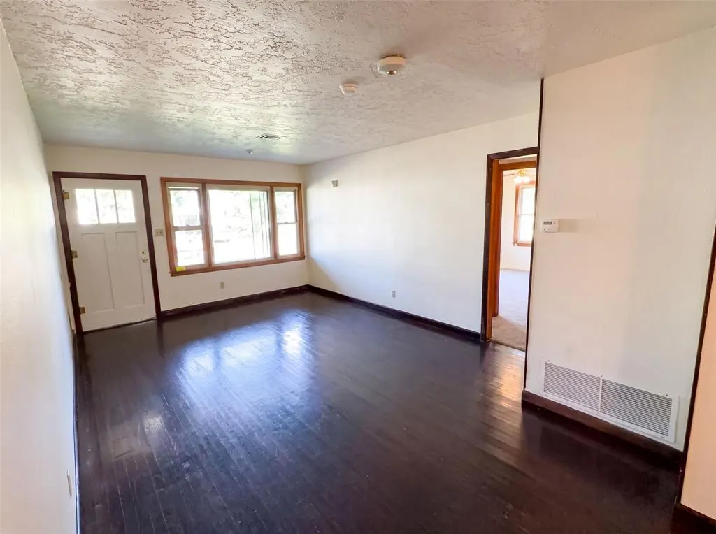Photo 6 — 2606 NW 17th Street, Lawton, OK 73507