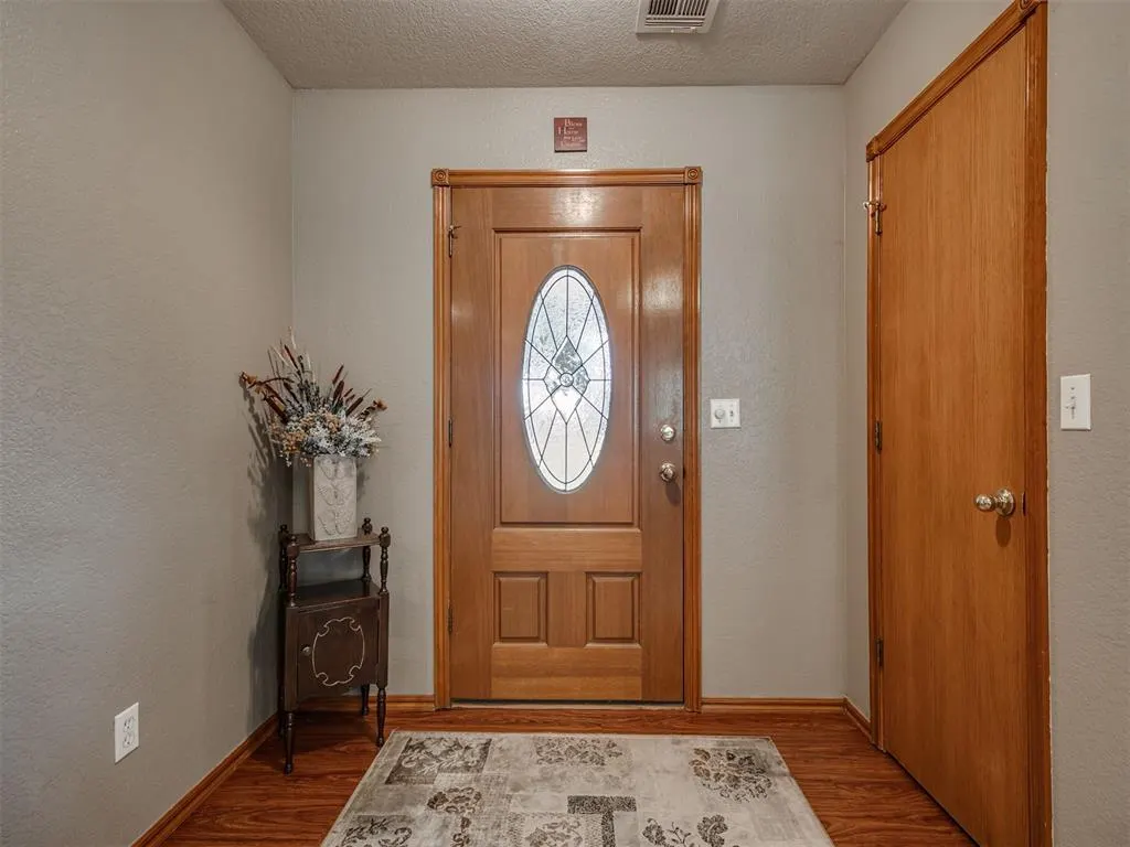 Photo 6 — 413 Summer Oaks Drive, Blanchard, OK 73010