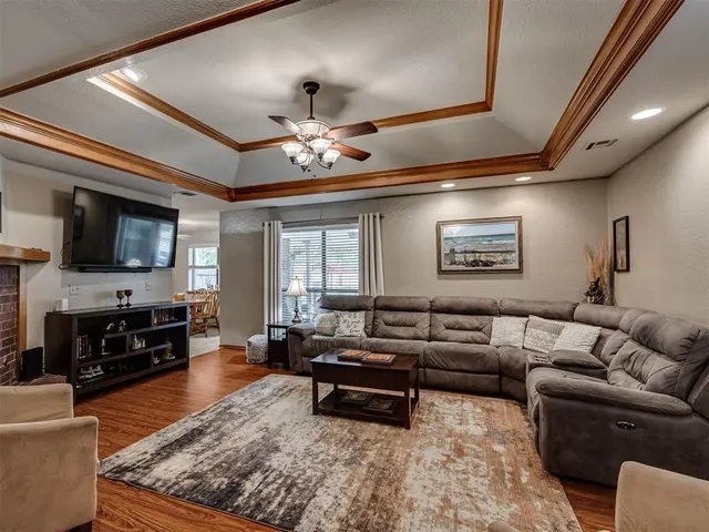 Photo 7 — 413 Summer Oaks Drive, Blanchard, OK 73010