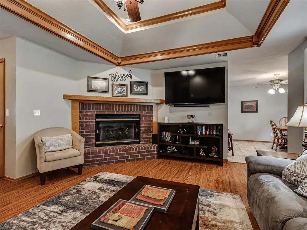 Photo 9 — 413 Summer Oaks Drive, Blanchard, OK 73010