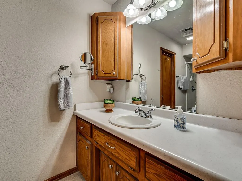 Photo 20 — 413 Summer Oaks Drive, Blanchard, OK 73010