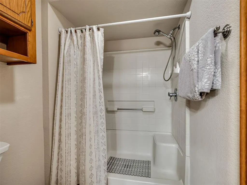 Photo 21 — 413 Summer Oaks Drive, Blanchard, OK 73010