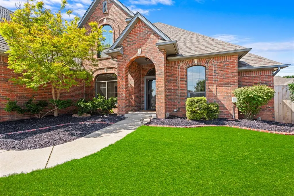 Front exterior — 3601 Winners Circle, Edmond, OK 73034
