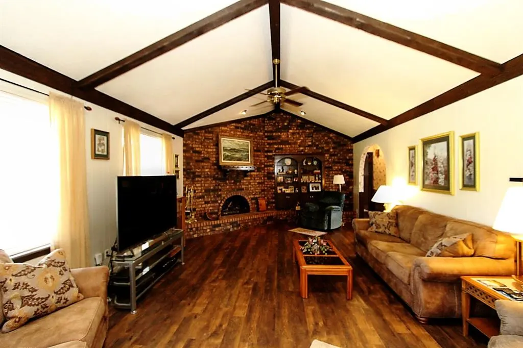 Photo 13 — 1823 W Rose Oak Drive, Mustang, OK 73064