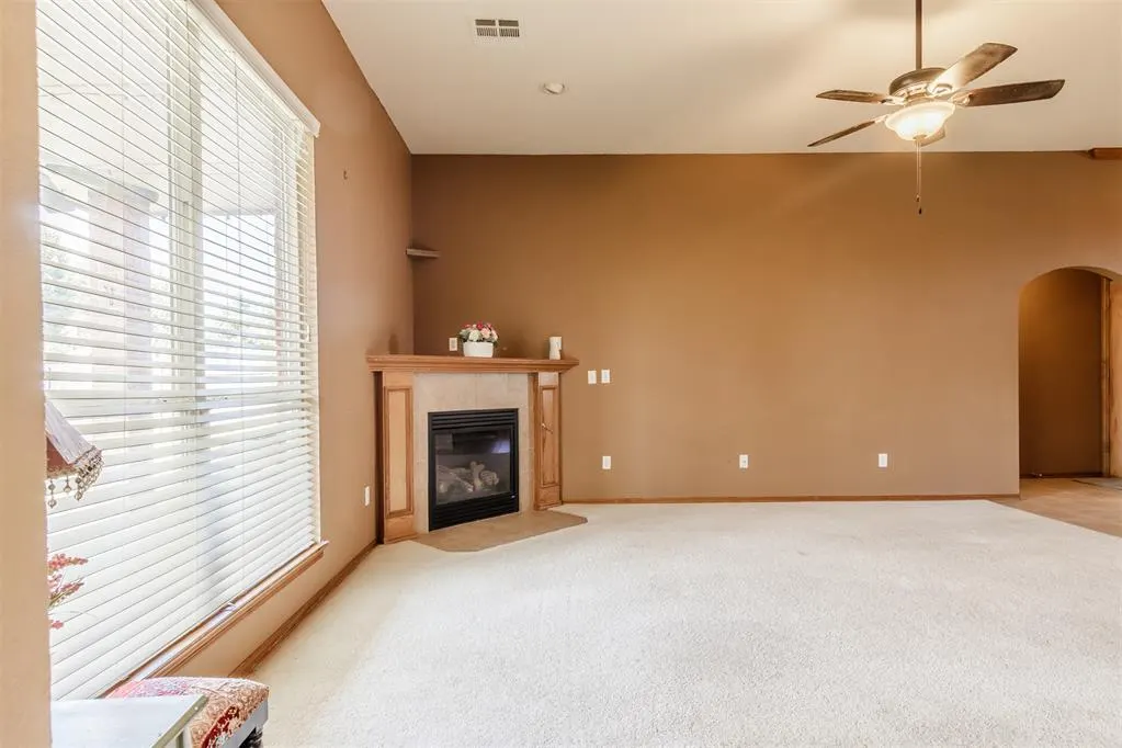 Photo 11 — 813 SW 161st Street, Oklahoma City, OK 73170