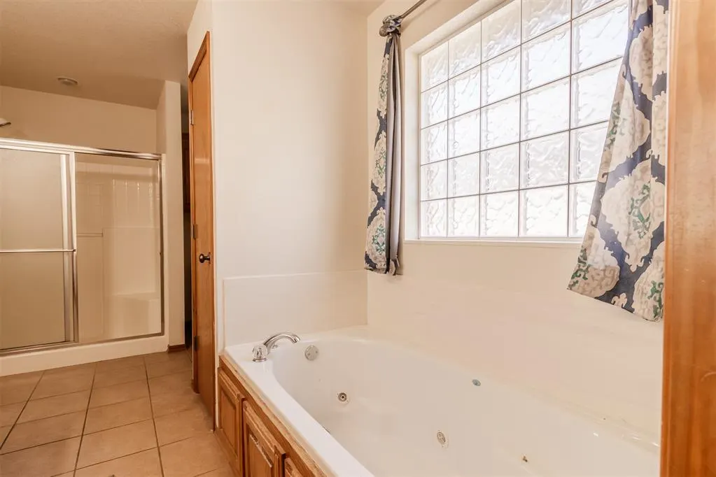 Photo 25 — 813 SW 161st Street, Oklahoma City, OK 73170