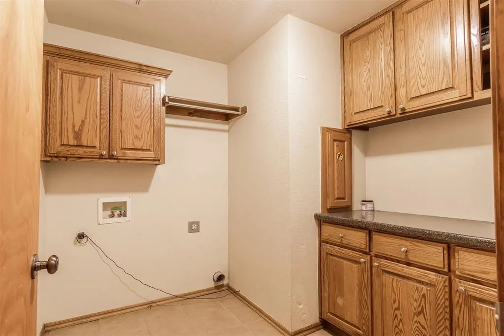 Photo 34 — 813 SW 161st Street, Oklahoma City, OK 73170