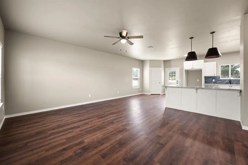 Photo 11 — 1801 Fairway Drive, Guthrie, OK 73044