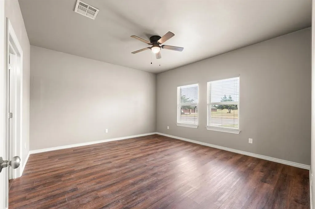 Photo 21 — 1801 Fairway Drive, Guthrie, OK 73044