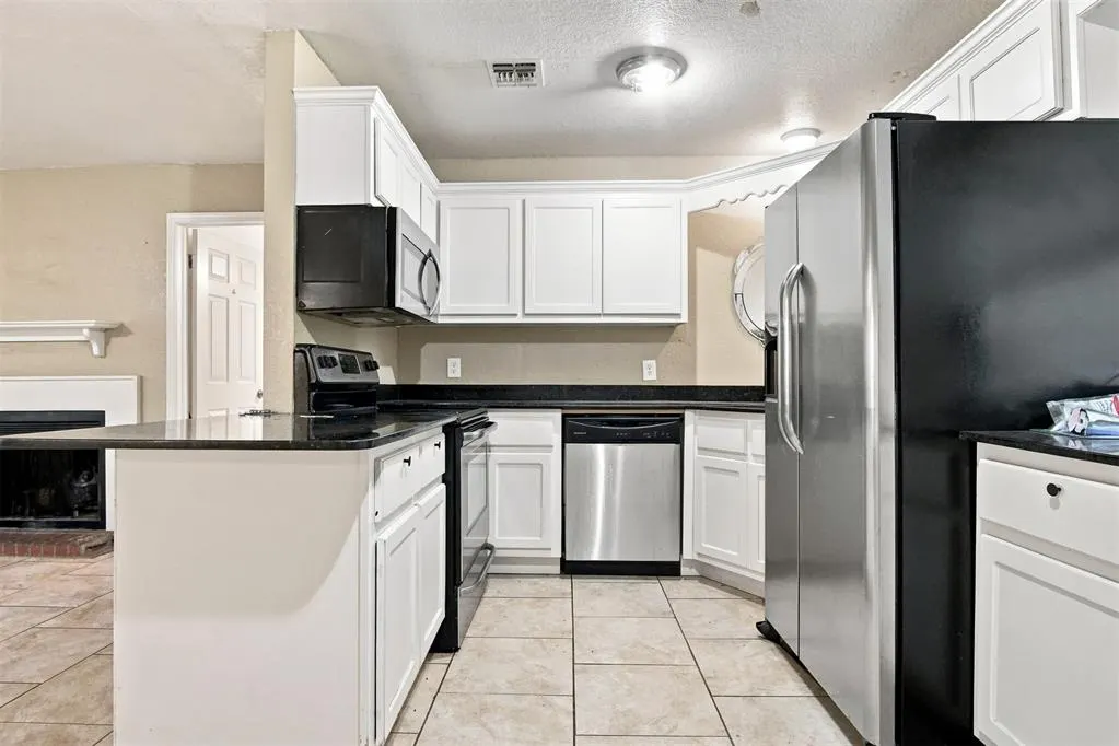 Photo 8 — 840 NW 104th Street, Oklahoma City, OK 73114