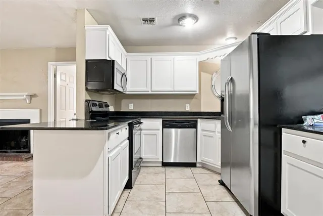 Photo 8 — 840 NW 104th Street, Oklahoma City, OK 73114
