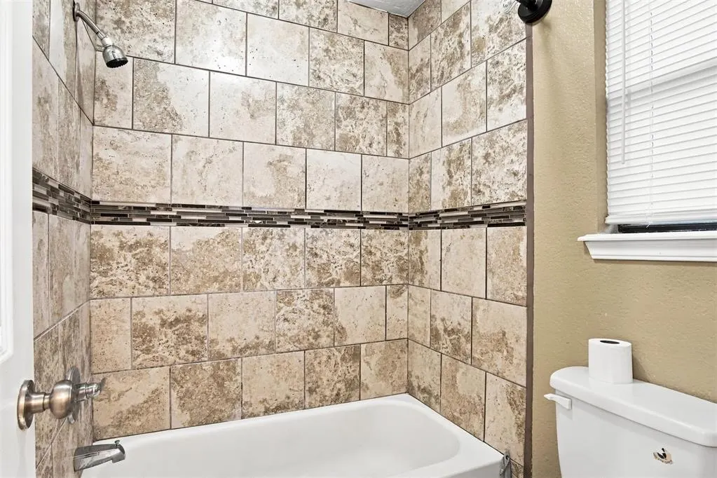 Photo 15 — 840 NW 104th Street, Oklahoma City, OK 73114