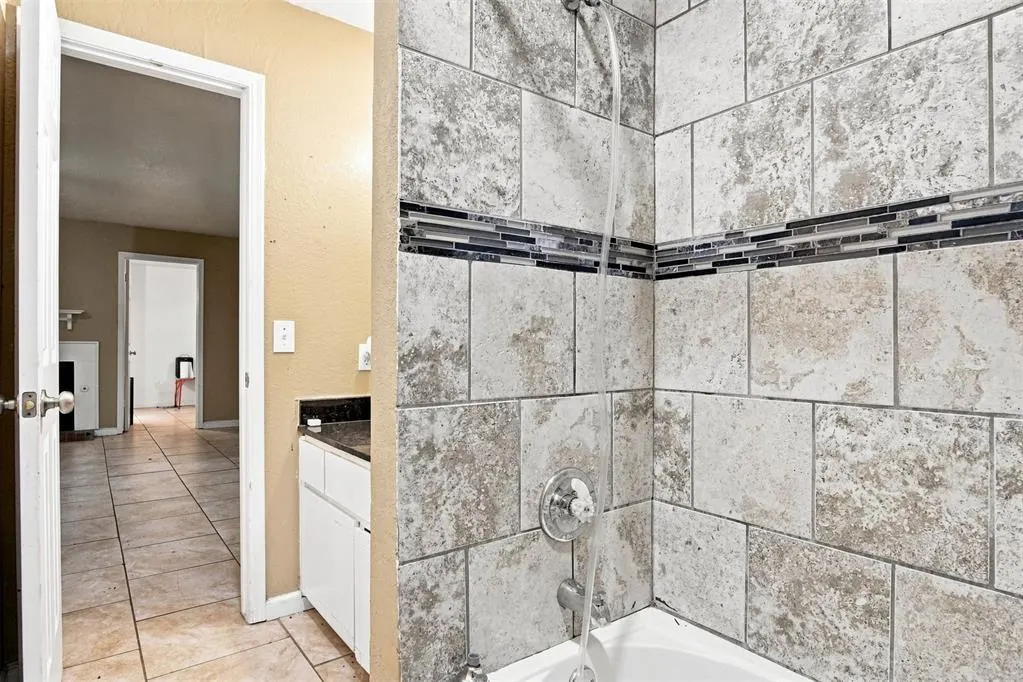Photo 21 — 840 NW 104th Street, Oklahoma City, OK 73114
