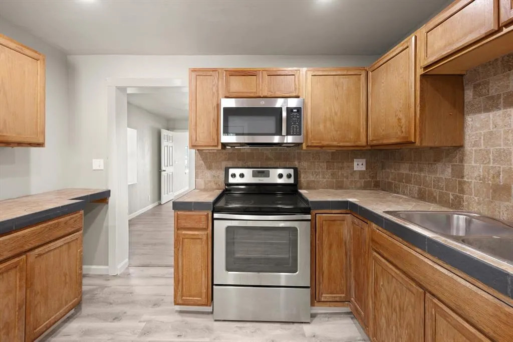 Photo 21 — 214 E Vilas Avenue, Guthrie, OK 73044