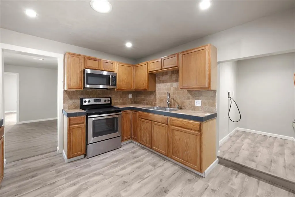 Photo 23 — 214 E Vilas Avenue, Guthrie, OK 73044