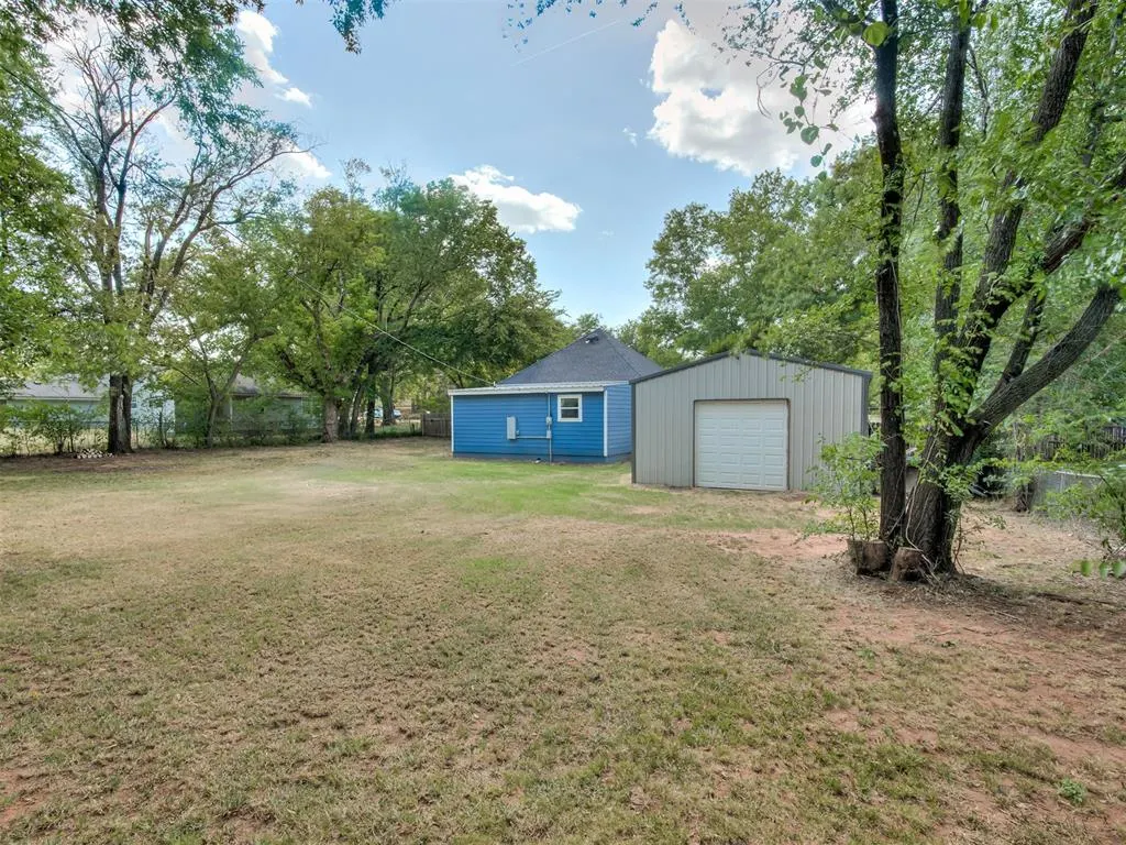 Photo 24 — 404 Elm Avenue, Wellston, OK 74881