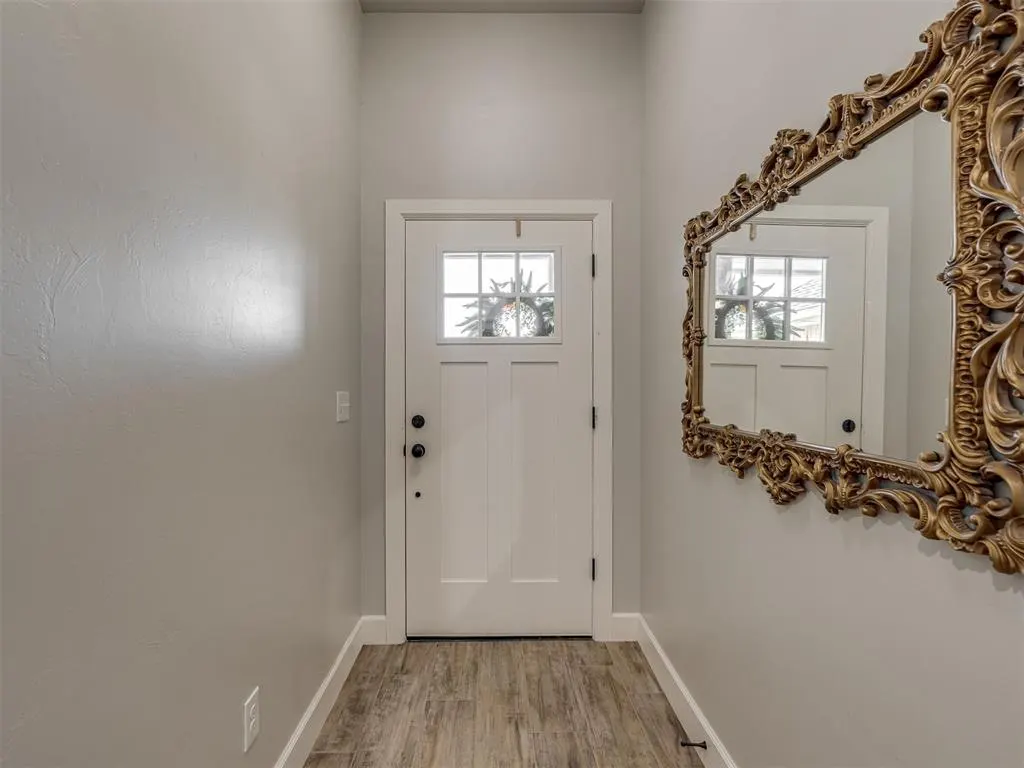 Photo 6 — 2412 Creek Side Circle, Moore, OK 73160
