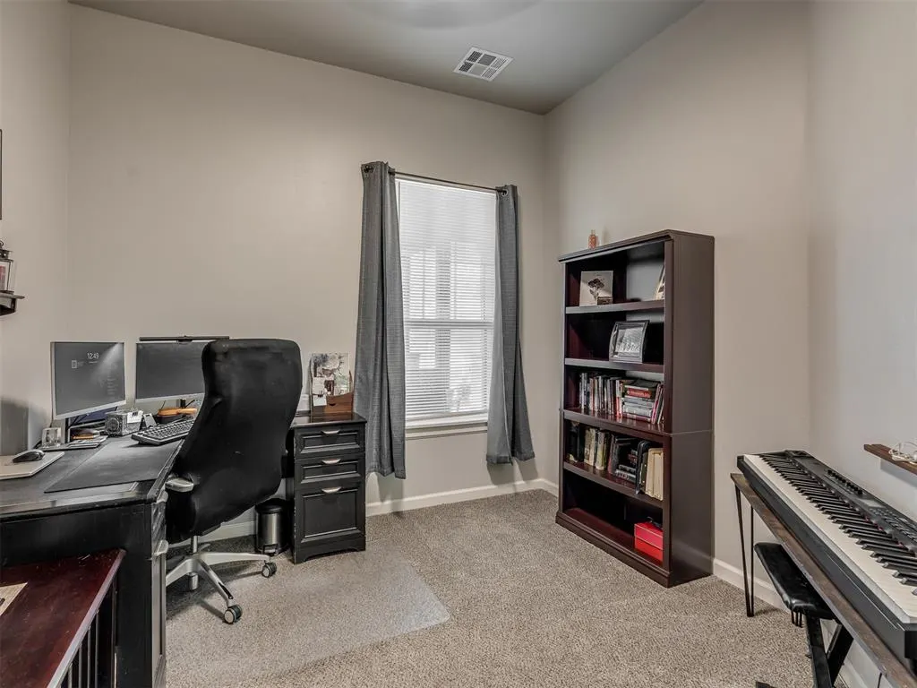 Photo 29 — 2412 Creek Side Circle, Moore, OK 73160