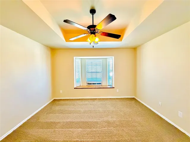 Photo 4 — 11136 NW 6th Terrace, Yukon, OK 73099
