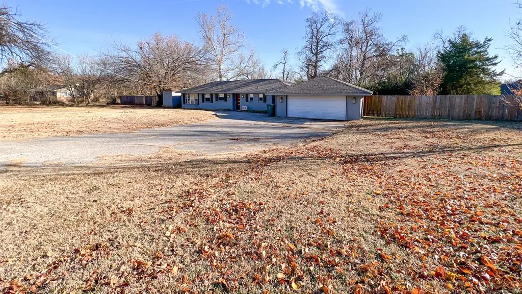 Photo 3 — 13408 Thompson Road, Edmond, OK 73013