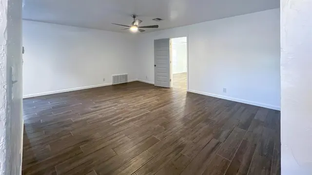 Photo 8 — 13408 Thompson Road, Edmond, OK 73013