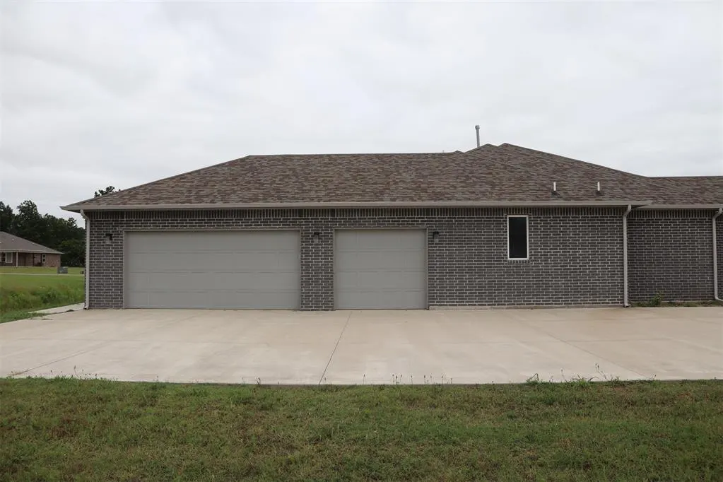 Photo 27 — 109 Olde Mill Road, Jones, OK 73049