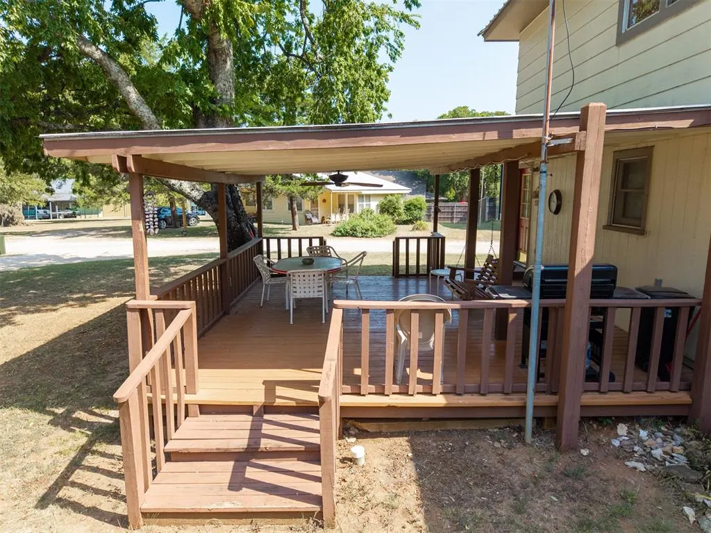 Photo 5 — 7100 Olde Cabin Rd, Kingston, OK 73439