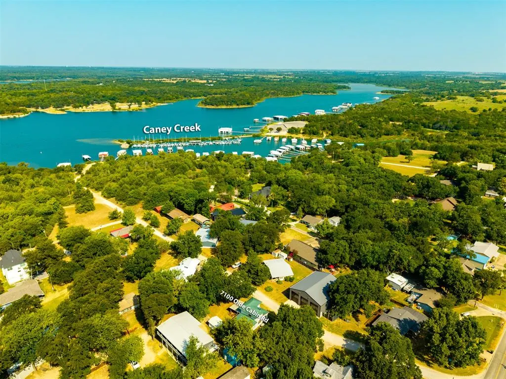 Photo 13 — 7100 Olde Cabin Rd, Kingston, OK 73439
